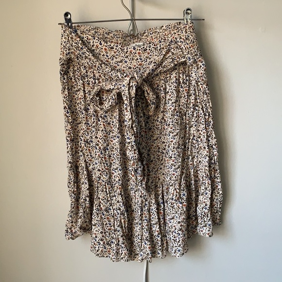 Madewell Floral Tie-Waist Tiered Mini Skirt - Picture 5 of 6